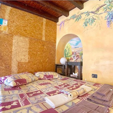 Flat Nirmala Studio-Shop Apartment Милано Екстериор снимка